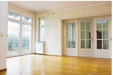 **Herrenhaus mit Traumgrundstück in Hagen bei Bergen**