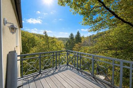 Neu Saniert - Große 4-Zi-Wohnung am Waldrand im Mariental – 130 m², sehr ruhig gelegen - Eisenach