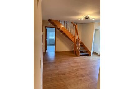 Charmante 4 Raum Maisonettewohnung, Innenstadt,Stellplatz - Torgau