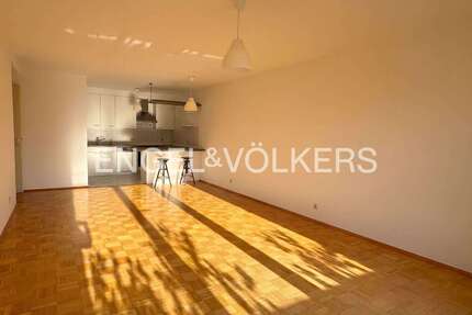 Wohnung zum Mieten in Frankfurt am Main 1.400,00 € 74 m²
