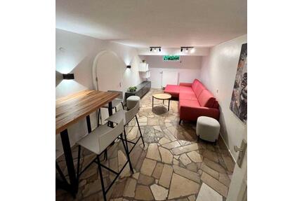 AzubiStunden - Möblierte Apartments nähe VOSBOSUni - Rosenheim Egarten