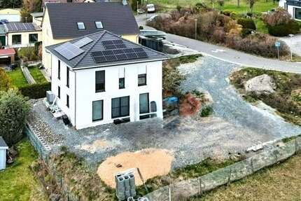 Haus zum Kaufen in Pirk 589.000,00 € 146 m²