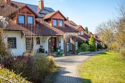 Haus zum Kaufen in Großheirath 278.000,00 € 135 m²