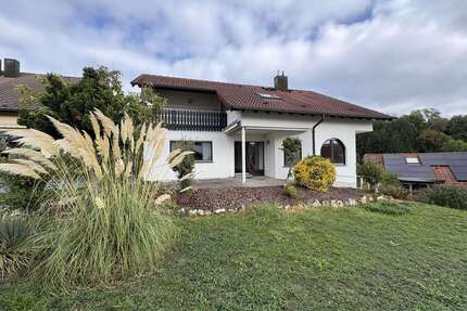 Haus zum Kaufen in Ebersbach 525.000,00 € 146.25 m²