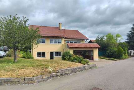 Haus zum Kaufen in Spiegelberg 490.000,00 € 278 m²