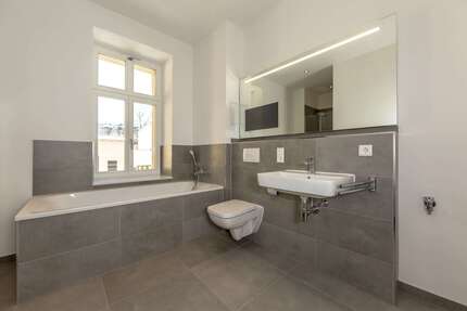 Wohnung zum Mieten in Chemnitz 849,00 € 109.97 m²