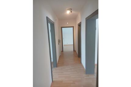 Wohung in Neunkirchen, Stadtrandlage, neu renoviert