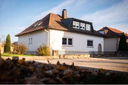 Haus zum Kaufen in Forst 595.000,00 € 200 m²