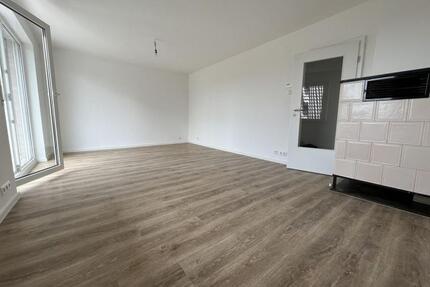 moderne helle 3 Zi-Whg mit 2 Balkonen und Stellplatz in Oeffingen - Fellbach