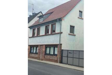 Haus zum Kaufen in Kleinwallstadt 699.000,00 € 330 m²