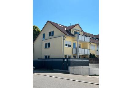 Sonnige 3-Zimmer DG-Wohnung inkl. TG - Affalterbach