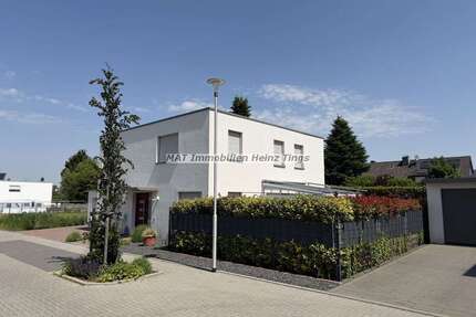 Haus zum Mieten in Herzogenrath 2.200,00 € 172 m²