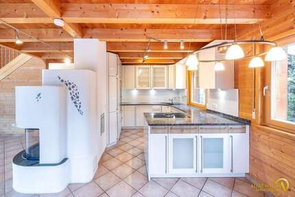 2 Häuser! Geschmackvolles A+-Holzmassivhaus mit 250 m², inkl. Einliegerwohnung & PV mit Speicher - Bayerbach Mausham