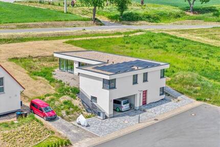 Exklusives Architektenhaus mit Einliegerwohnung - KfW 40 - Seinsheim-Wässerndorf