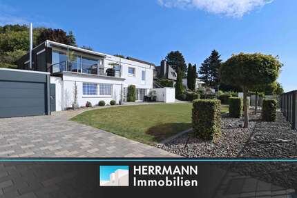 Haus zum Kaufen in Springe 760.000,00 € 320 m²