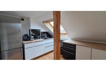 1300 Warm! Helle DG-Wohnung mit Ausblick, Vollausstattung! - Laichingen