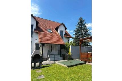 Ruhiges und tolles Reiheneckhaus - Heroldsbach