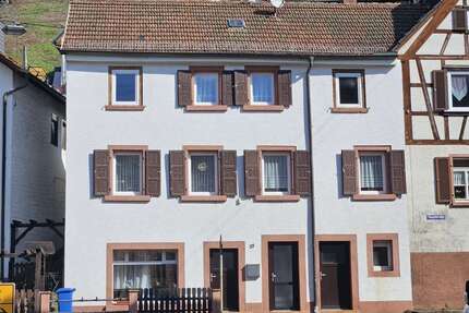 Haus zum Kaufen in Elmstein 129.000,00 € 124 m²