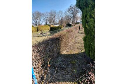 Garten in Gölzau abzugeben - 1.500,00&nbsp;EUR Kaltmiete, ca.&nbsp; 0,00&nbsp;m&sup2; in Biederitz (PLZ: 39175)