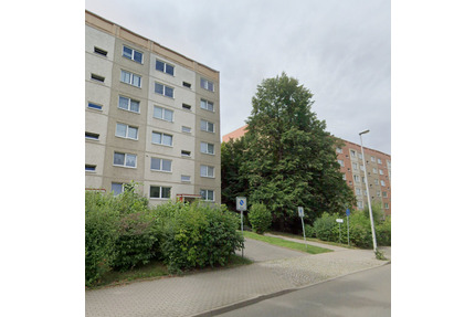 Gemütliche 2-Zimmer-Wohnung mit Balkon in Zwickau Neuplanitz