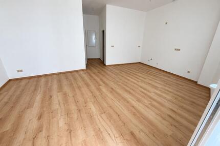 Kleines Haus Wohnung – komplett saniert – ab sofort - Herzogenrath