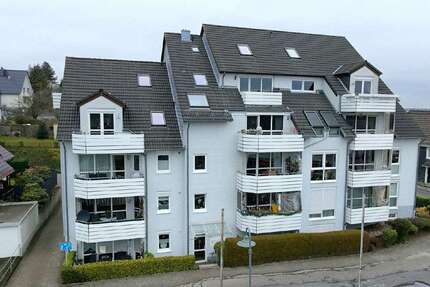 Wohnung zum Kaufen in Wermelskirchen 289.000,00 € 104 m²