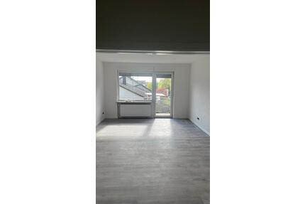 3-Zimmer Wohnung - hell, freundlich, neu renoviert - Battweiler