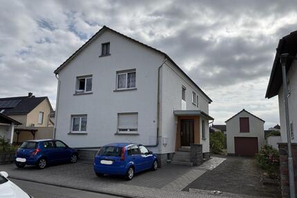 2-Fam. Haus Lorsch Mitte, großer Garten, ohne Provision!