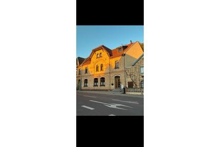 Wohnung 52qm mit exklusiven Burg & Saaleblick frisch Saniert - Wettin-Löbejün