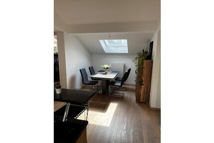 Großzügige 2-Zimmer-Wohnung in Patersdorf