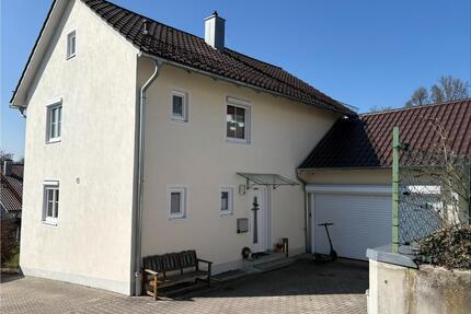 Renoviertes Einfamilienhaus in ruhiger, zentrumsnaher Lage - Eggenfelden
