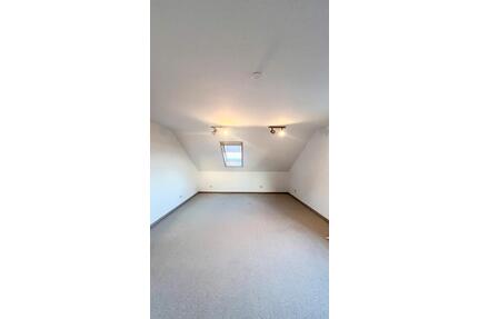 Helle Dachgeschosswohnung am Seeburger See ☀️ - Ebergötzen