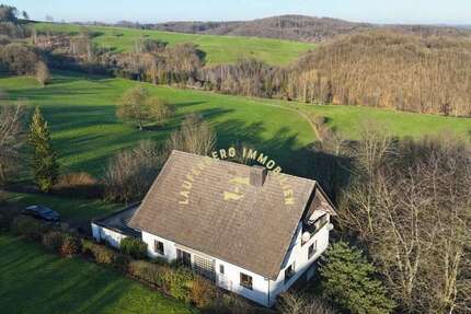 Haus zum Kaufen in Windeck 349.000,00 € 300 m²