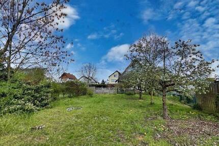 BAUPLATZ MIT GENEHMIGTEM BAUPLAN IN RUHIGER, ZENTRALER LAGE IN HALLSTADT