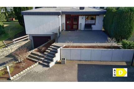 Haus zum Kaufen in Henstedt-Ulzburg 589.000,00 € 135 m²