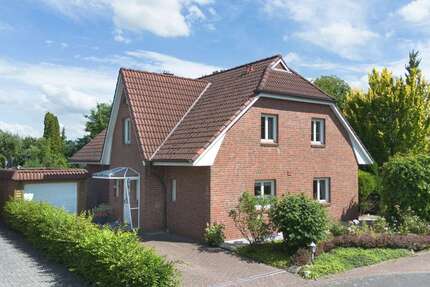 Haus zum Kaufen in Barmstedt 669.000,00 € 209 m²