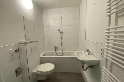 Wohnung zum Mieten in Suhl 413,18 € 57.62 m²