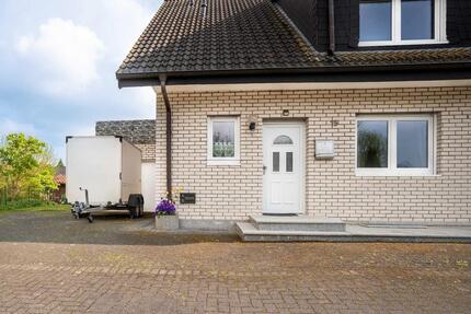 3 Wohnungen DHH in Soest 205m² Bj2000 Grundstück 456m²