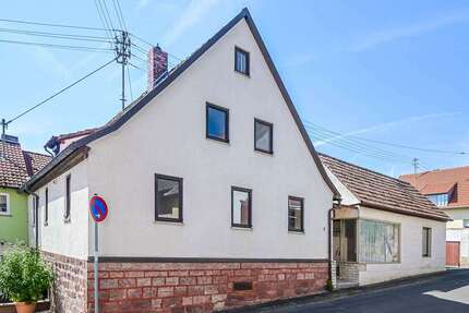 Haus zum Kaufen in Karlstadt 117.500,00 € 119 m²