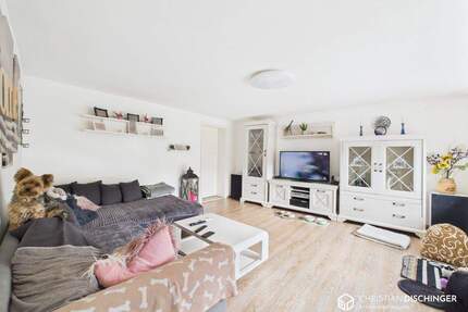 Preis-Leistungs-Tipp! Zweifamilienhaus in malerischer Flusslage - Pielenhofen