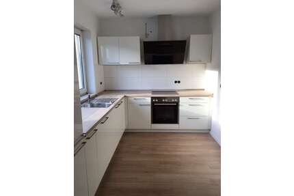 Haus zum Mieten in Kaiserslautern 1.350,00 € 160 m²