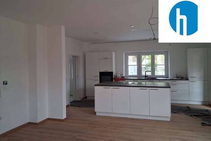 Stilvolle 2-Zimmerwohnung mit Veranda und Kaminofen - Forchheim