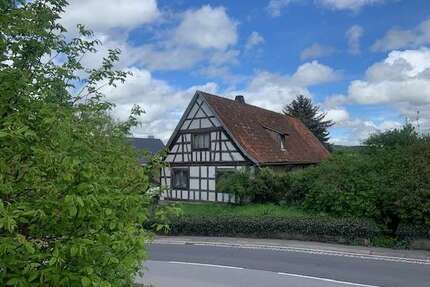 Haus zum Kaufen in Hellingen Bad Colberg 80.000,00 € 100 m² - Hellingen / Bad Colberg