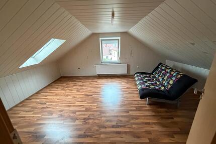Dachgeschosswohnung zu vermieten - Elsenfeld