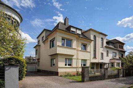 Mehrfamilienhaus mit drei Einheiten in ruhiger Wohnlage von Dillingen! - Dillingen/Saar