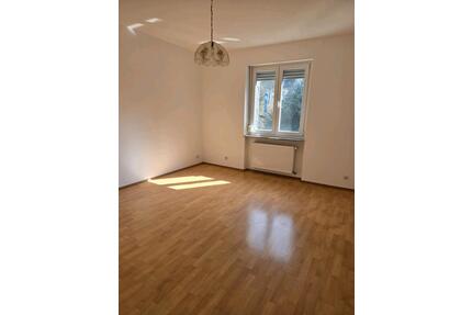 Komplett renovierte 3 Zimmer-Wohnung mit Balkon - Gevelsberg