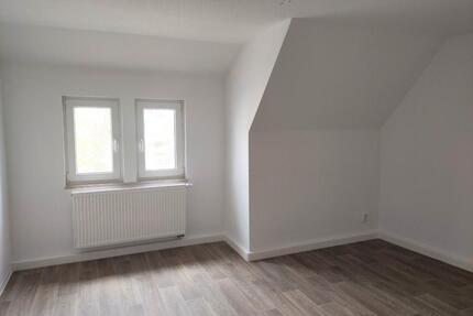 Gemütliche 3 Zimmer Dachgeschoßwohnung in bevorzugter Lage - Meiningen