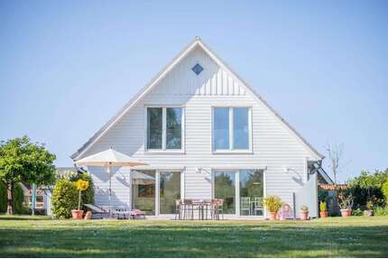 Haus zum Kaufen in Aukrug 524.000,00 € 182 m²