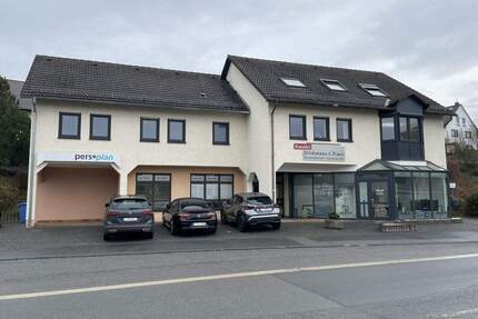 Breidenbach: Vollvermietetes Gewerbeobjekt an der Hauptstraße!