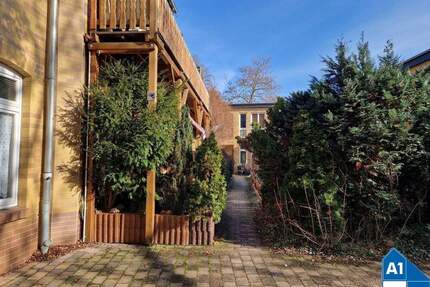 Toplage von Halle (Saale) - Giebichenstein - Zentrale 3-Zimmer-Wohnung mit idyllischem Innenhof und Stellplatz